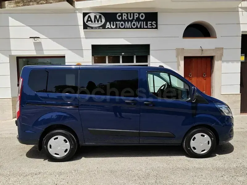 Usado Ford Tourneo Trend 130 CV (95 kW) 2021 Azul Monovolumen