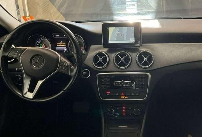 Usado Mercedes GLA200 AMG Edition 1 136 CV (100 kW) 2014 Negro SUV