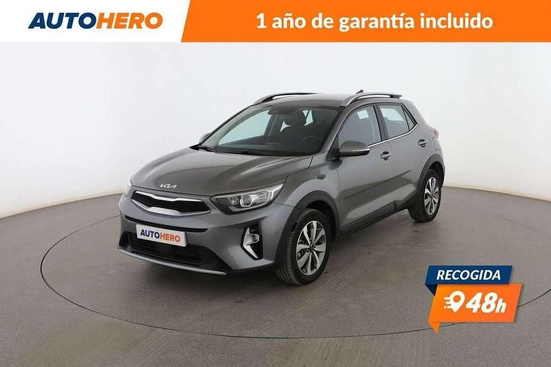 Gris Usado 2023 Kia Stonic Plus SUV | 16.285 € (Precio justo) - Imagen 1/4
