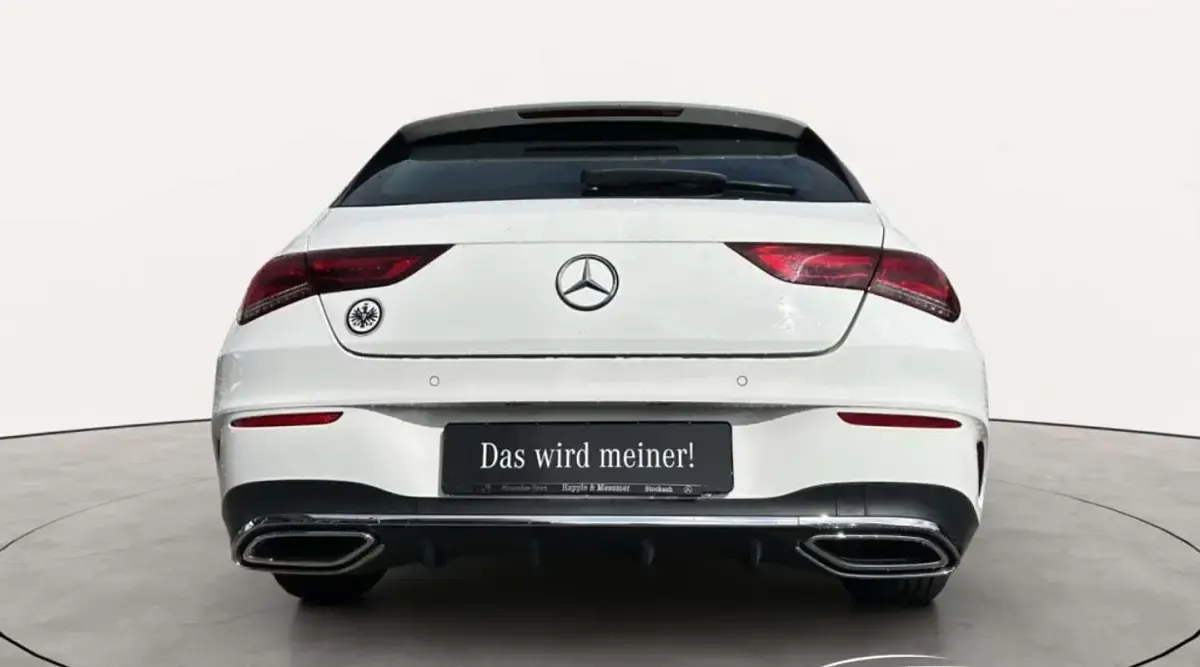 Usado Mercedes CLA200 Shooting Brake 150 CV (110 kW) 2020 Blanco Familiar