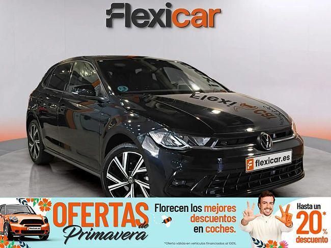 Usado VW Polo R-line 110 CV (80 kW) 2022 Negro Berlina