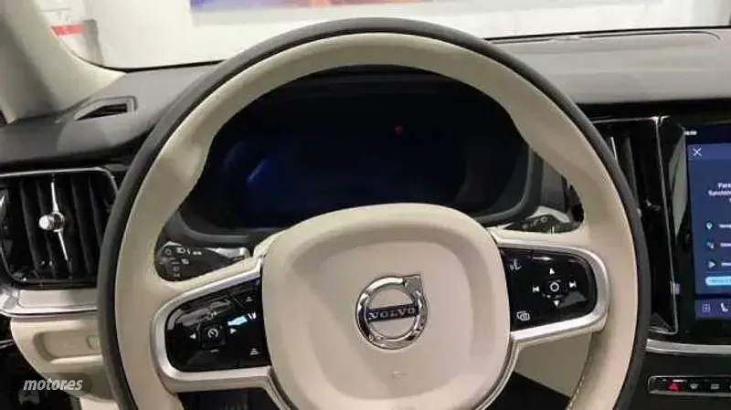 Nuevo Volvo V60 Core 2026 Negro Familiar