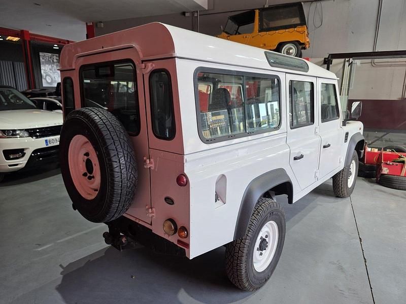Usado Land Rover Defender 122 HP (89 kW) 2016 Branco Carrinha