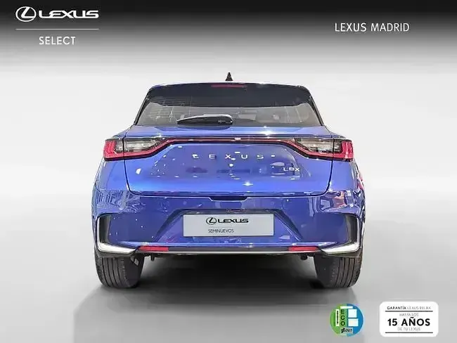 Usado Lexus LBX 136 CV (100 kW) 2025 Azul SUV