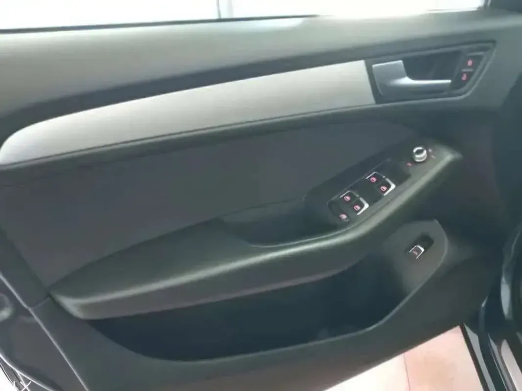 Usado Audi Q5 S-Line 150 CV (110 kW) 2015 Gris SUV