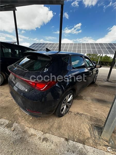 Usado Seat Leon FR 150 CV (110 kW) 2022 Azul Berlina