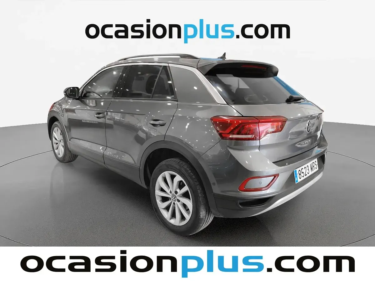 Usado VW T-Roc Life 116 CV (85 kW) 2024 Gris SUV