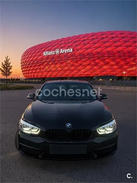 Usado BMW 118 136 CV (100 kW) 2017 Negro Utilitario