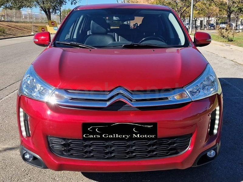 Usado Citroën C4 Feel 114 CV (83 kW) 2018 Granate SUV