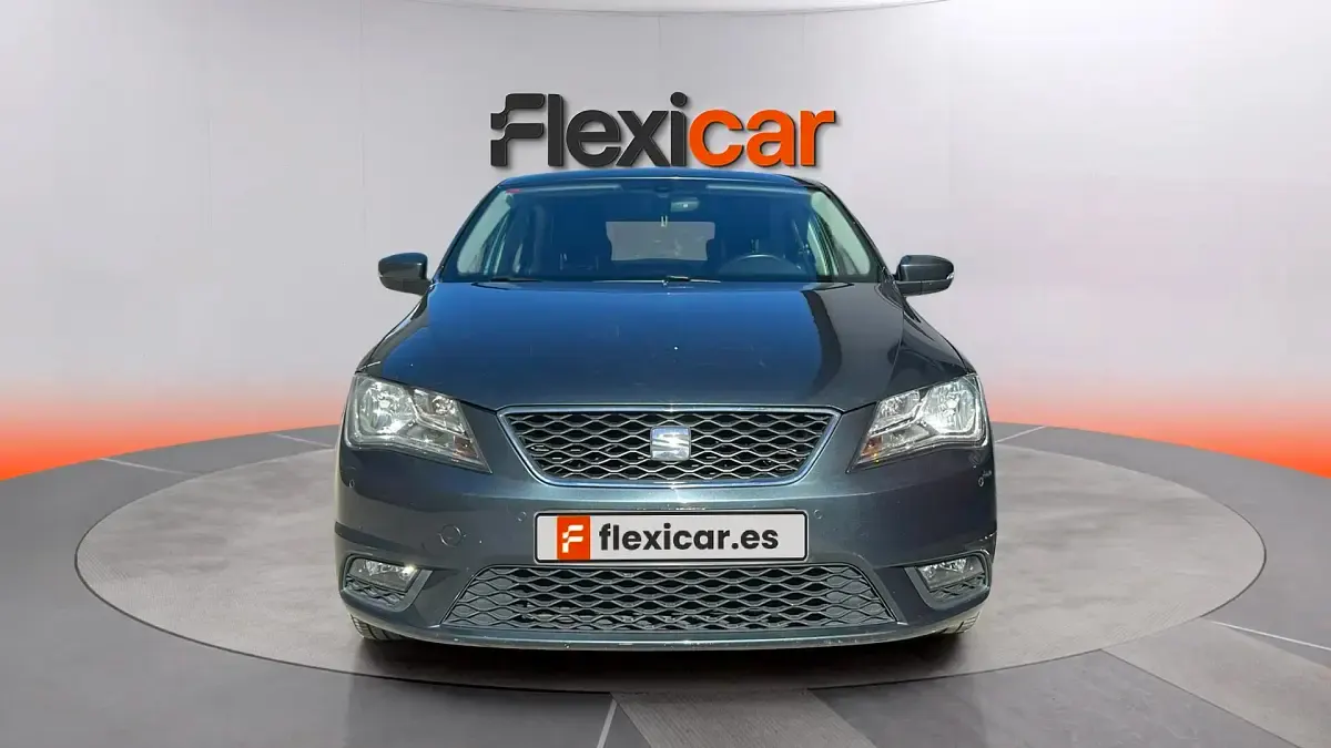 Usado Seat Toledo Style 116 CV (85 kW) 2016 Gris Utilitario