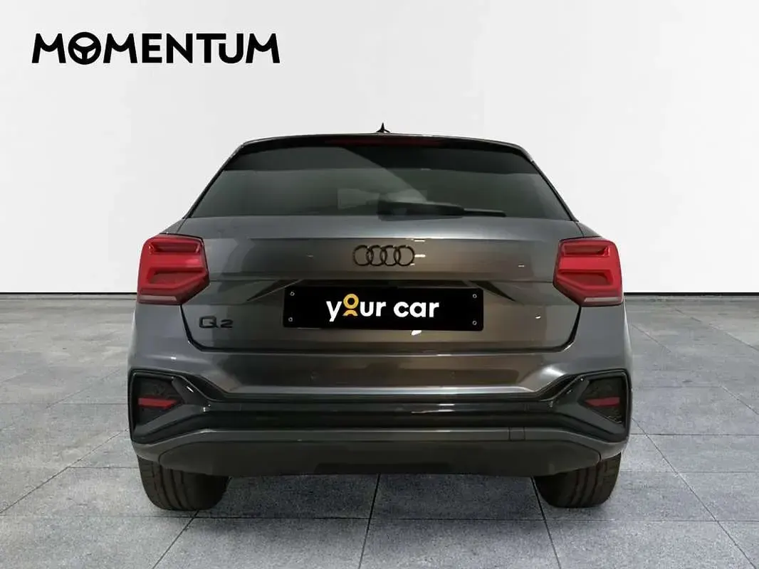 Usado Audi Q2 150 CV (110 kW) 2022 Gris SUV