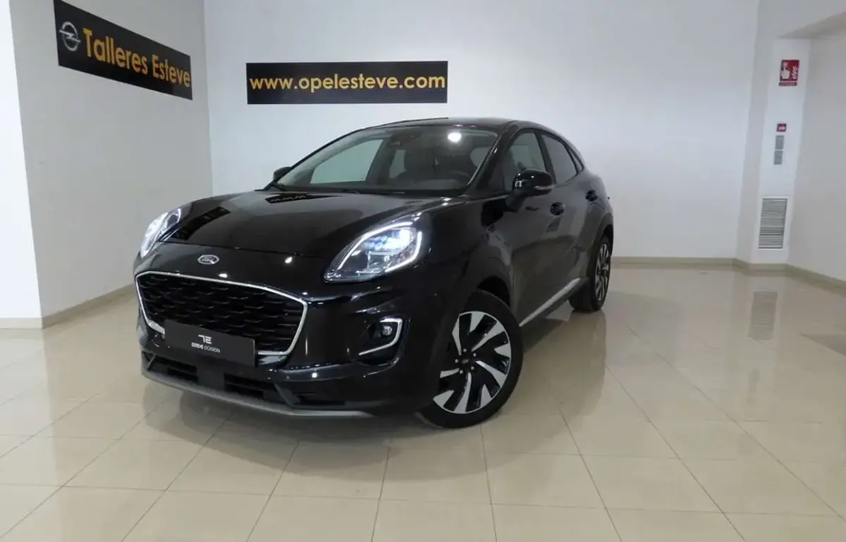 Usado Ford Puma Titanium 125 CV (91 kW) 2024 Negro SUV