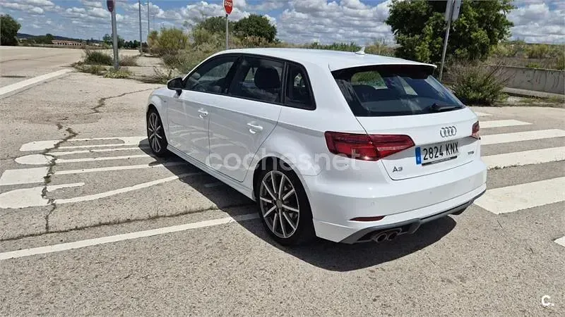 Usado Audi A3 S-Line 150 CV (110 kW) 2018 Blanco Berlina