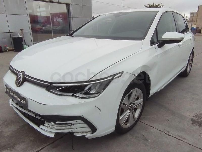 Usado VW Golf VIII 115 CV (84 kW) 2022 Blanco Berlina