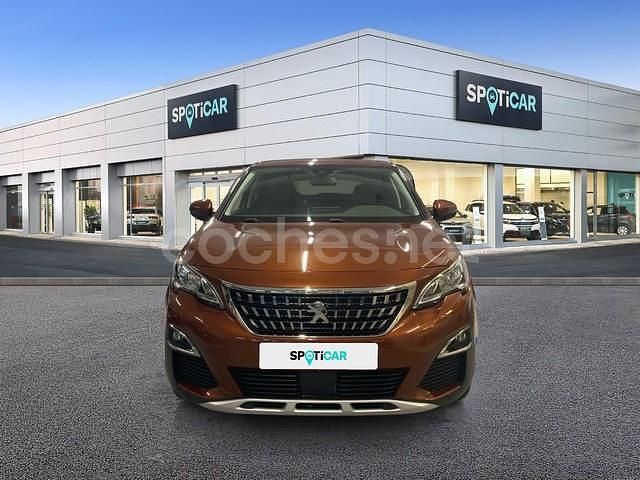 Usado Peugeot 3008 Allure 130 CV (95 kW) 2020 Naranja SUV