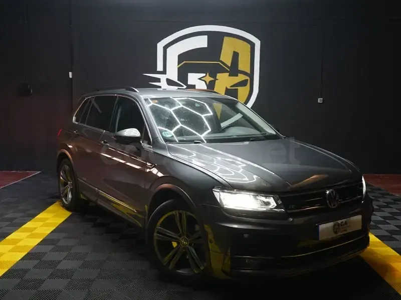 Usado VW Tiguan Advance 150 CV (110 kW) 2018 Gris / plata SUV