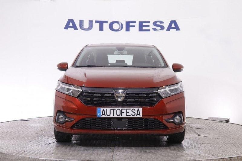 Usado Dacia Sandero Comfort 100 CV (73 kW) 2021 Granate