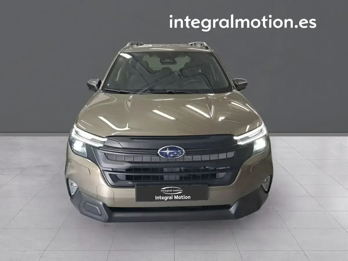 Nuevo Subaru Forester Active 152 CV (111 kW) 2025 Verde SUV