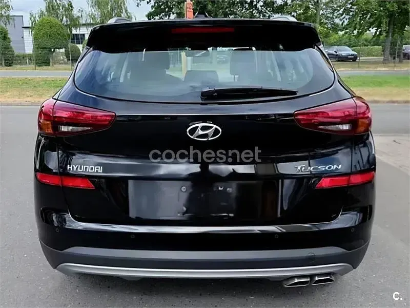 Usado Hyundai Tucson 136 CV (100 kW) 2020 Negro SUV