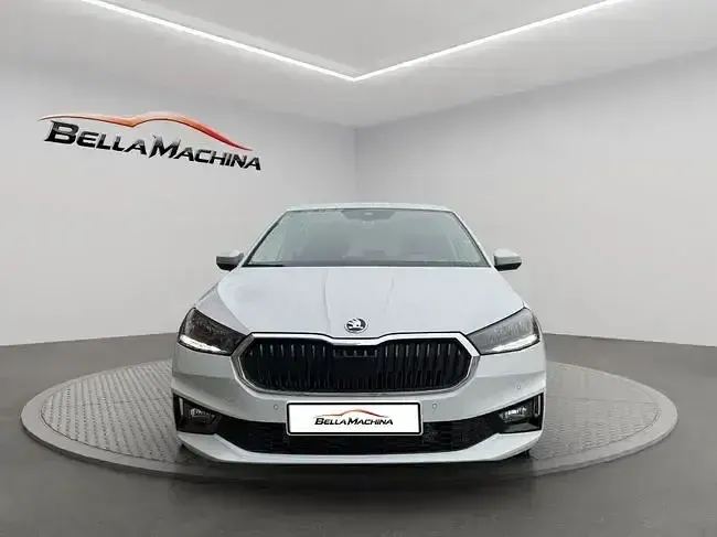 Usado Skoda Fabia Selection 115 CV (84 kW) 2025 Blanco Utilitario