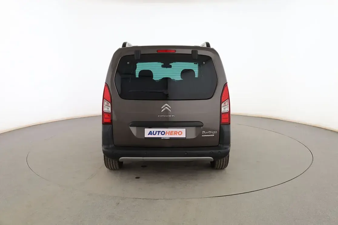 Usado Citroën e-Berlingo PureTech 110 CV (80 kW) 2017 Gris Monovolumen