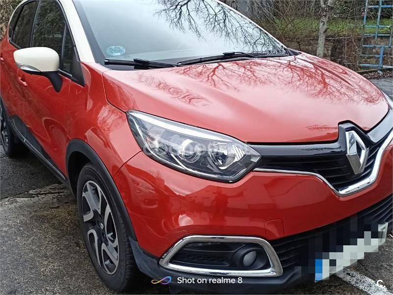 Usado Renault Captur Zen 120 CV (88 kW) 2014 Marrón SUV