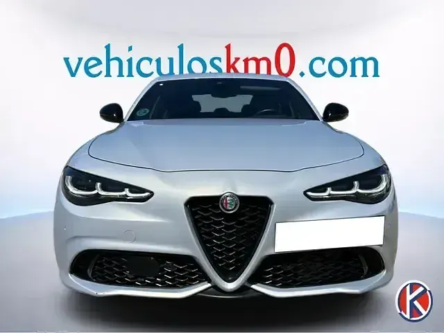 Usado Alfa Romeo Giulia Sprint 160 CV (117 kW) 2024 Blanco Berlina