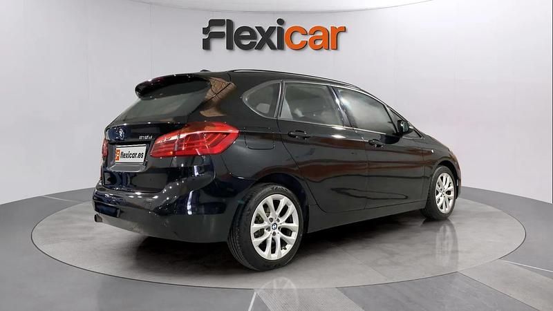 Usado BMW 218 Comfort Edition 150 CV (110 kW) 2015 Negro Familiar
