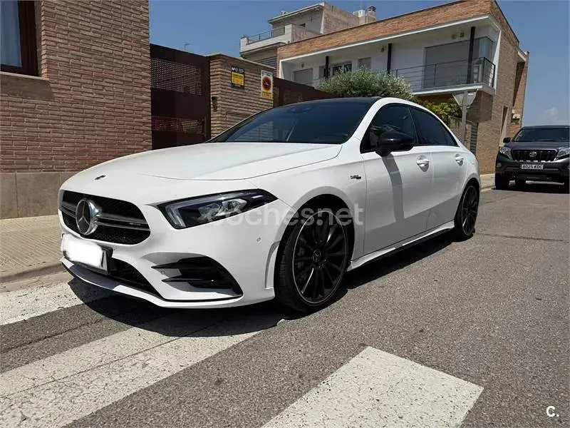Usado Mercedes A35 AMG 306 CV (225 kW) 2022 Blanco Berlina