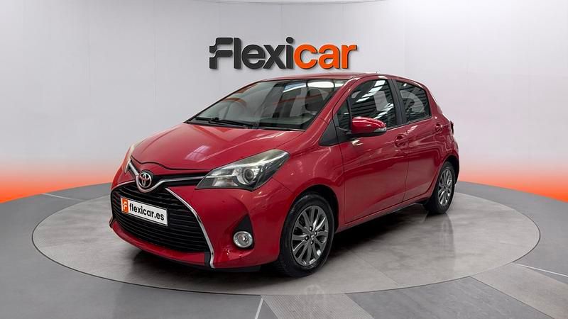 Usado Toyota Yaris Active 99 CV (72 kW) 2016 Negro Berlina