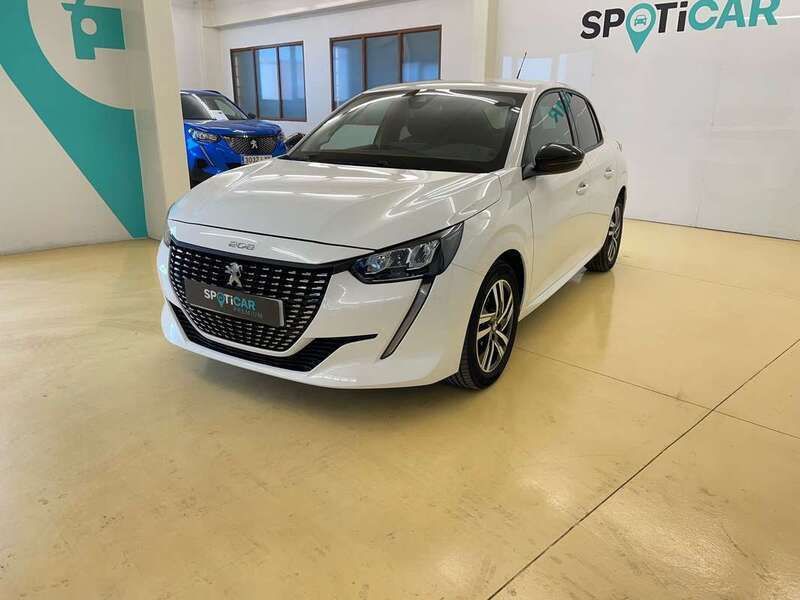 Blanco Usado 2022 Peugeot 208 Allure Utilitario | 14.900 € (Precio justo) - Imagen 1/4