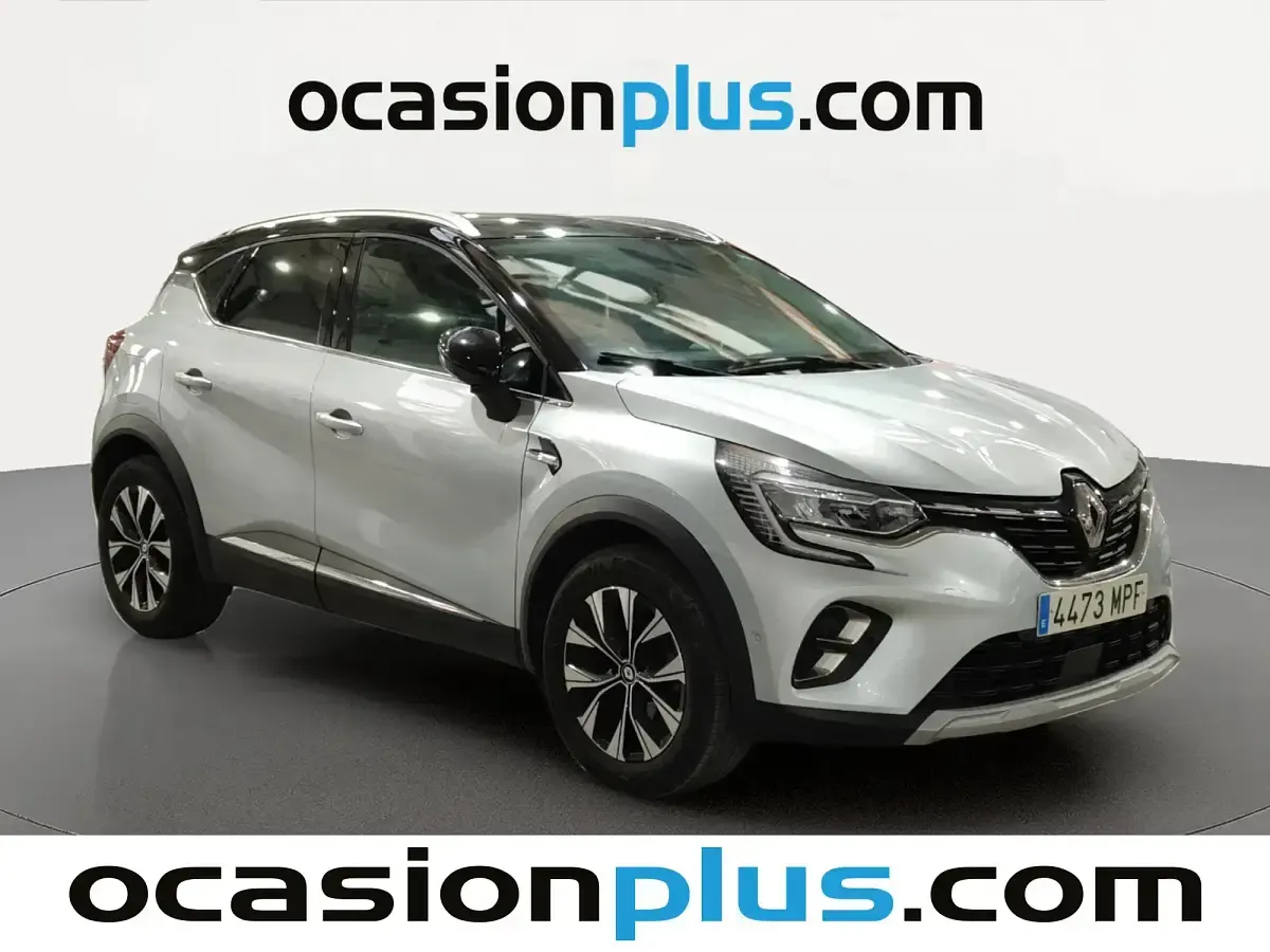 Usado Renault Captur Techno 90 CV (66 kW) 2024 Gris SUV