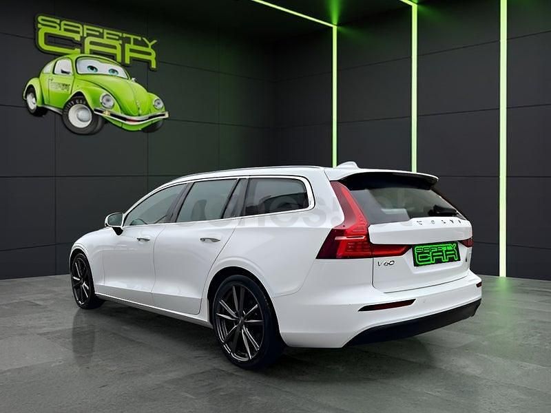 Usado Volvo V60 Business Edition 150 CV (110 kW) 2020 Negro Familiar