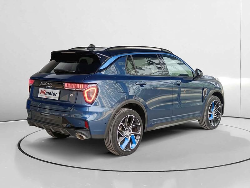 Usado Lynk & Co 01 264 CV (194 kW) 2022 Blanco SUV