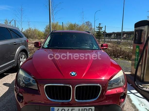 Granate Usado 2010 BMW X1 SUV | 7500 € (Precio justo) - Imagen 1/4
