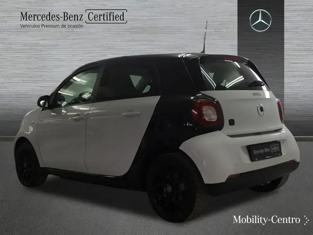 Usado Smart ForFour Electric Drive Passion 60 kW (82 CV) 2019 En4