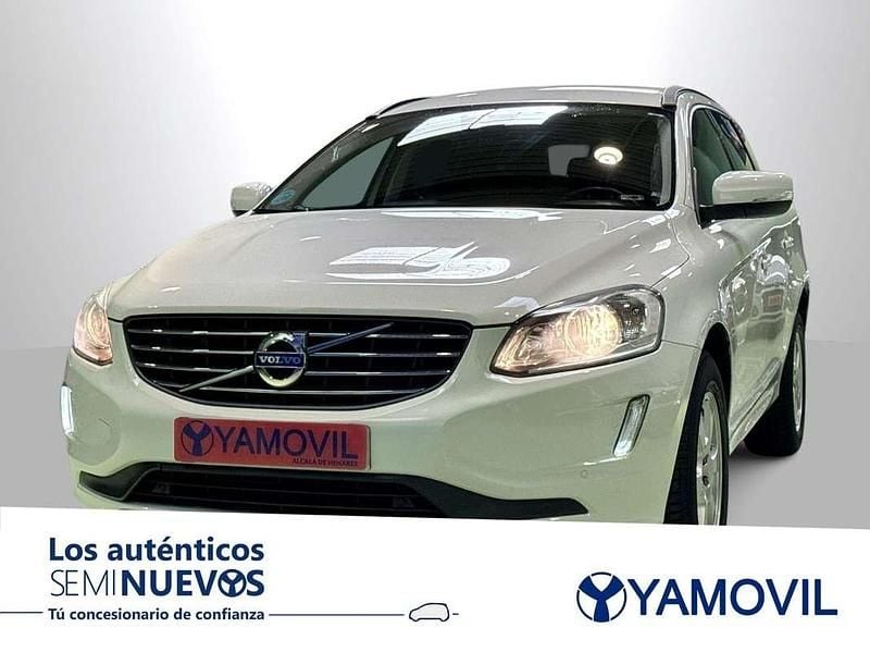 Usado Volvo XC60 Momentum 190 CV (139 kW) 2017 Blanco SUV