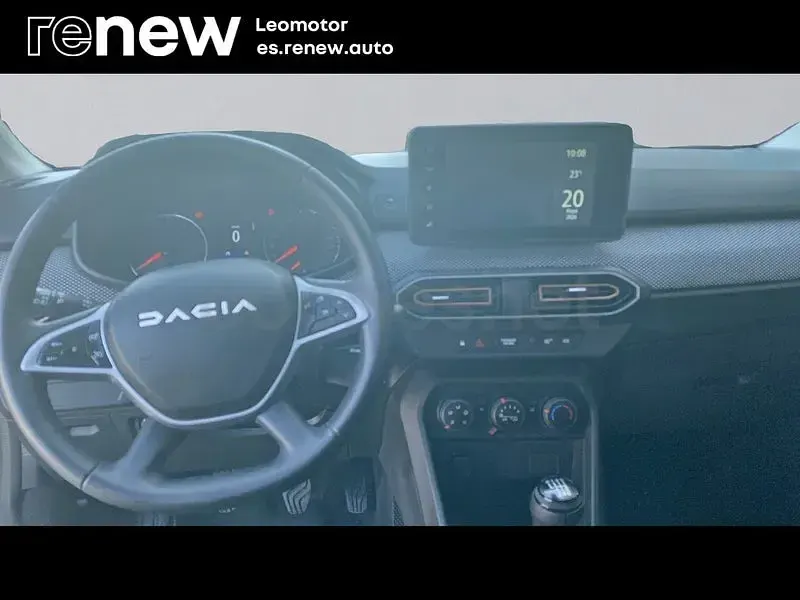 Usado Dacia Sandero Expression 91 CV (66 kW) 2023 Verde Berlina