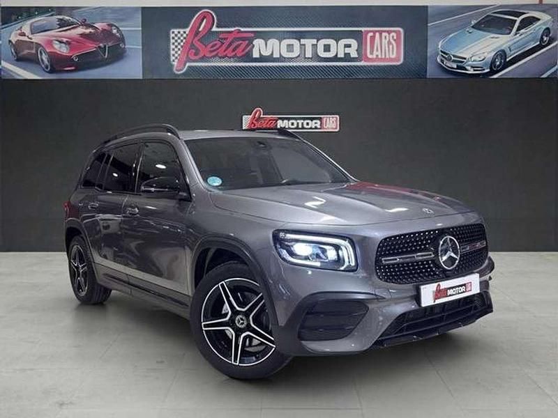 Usado Mercedes GLB200 150 CV (110 kW) 2023 Gris SUV