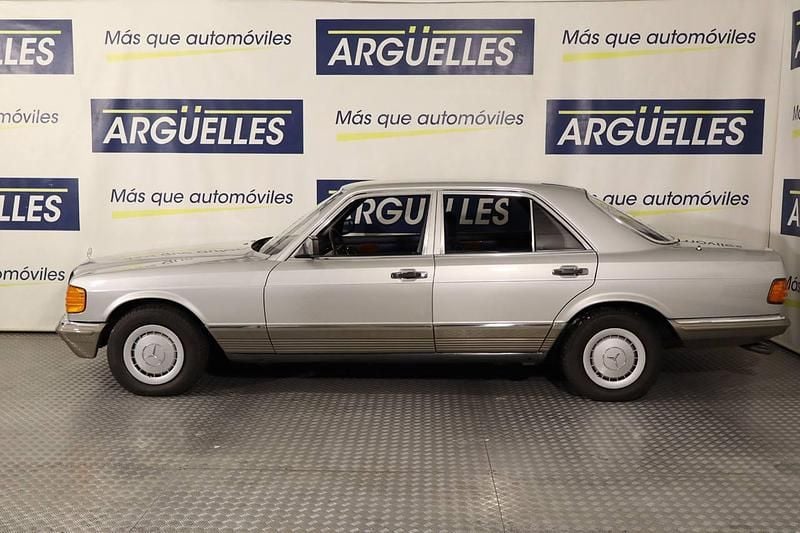 Usado Mercedes 280 154 CV (113 kW) 1984 Gris Berlina