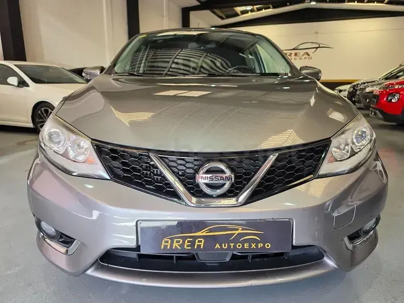 Usado Nissan Pulsar Tekna 110 CV (80 kW) 2014 Gris / plata Utilitario