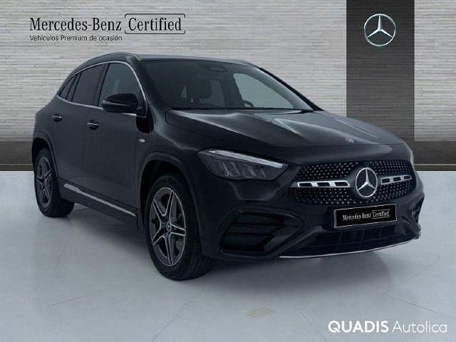 Usado Mercedes GLA250 AMG line 218 CV (160 kW) 2026 Negro noche SUV