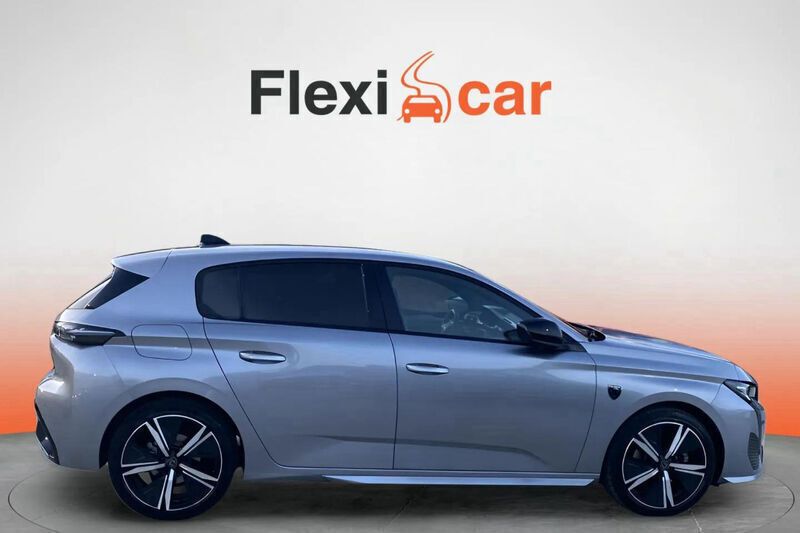 Usado Peugeot 308 GT 130 CV (95 kW) 2022 Gris Berlina