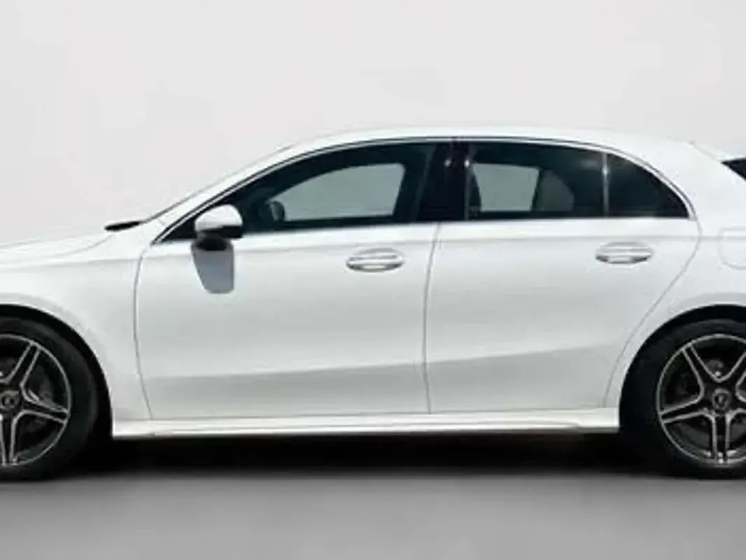 Usado Mercedes A200 150 CV (110 kW) 2023 Blanco Berlina