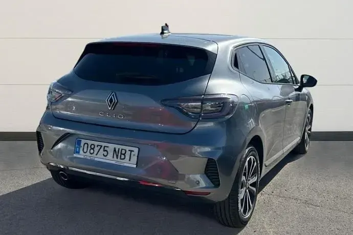 Usado Renault Clio Techno 100 CV (73 kW) 2025 Utilitario