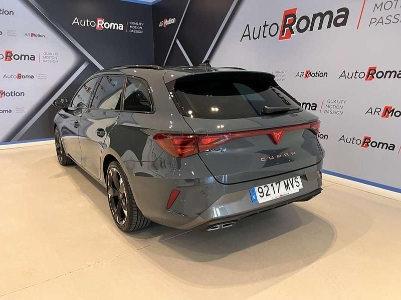 Usado Cupra Leon 150 CV (110 kW) 2025 Gris Familiar