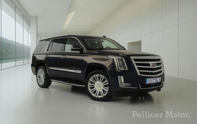 Usado Cadillac Escalade 425 CV (312 kW) 2017 Negro SUV