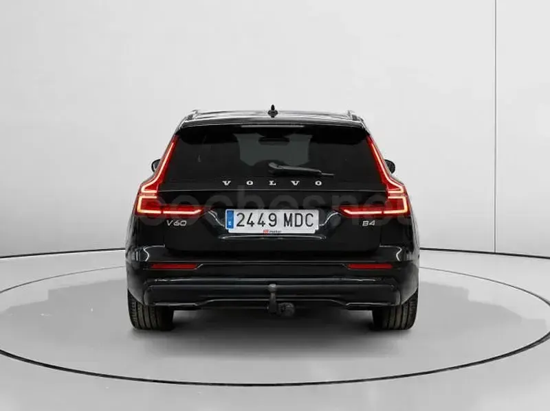 Usado Volvo V60 Plus 197 CV (144 kW) 2022 Negro Familiar