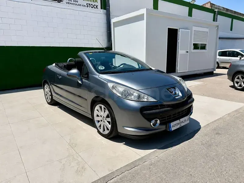 Usado Peugeot 207 CC Sport 110 CV (80 kW) 2008 Azul Descapotable
