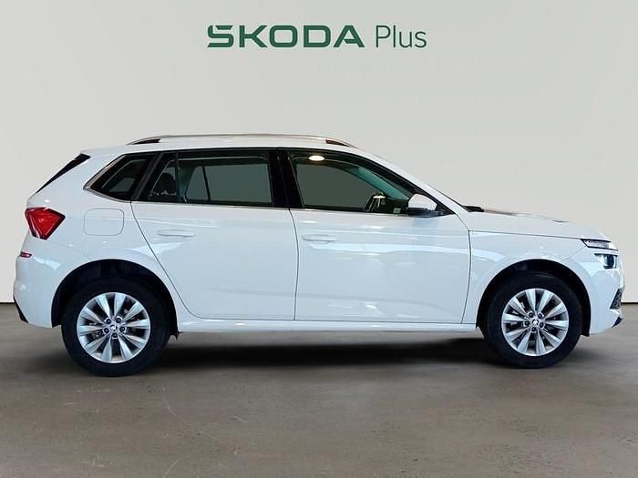 Usado Skoda Kamiq Ambition 110 CV (80 kW) 2021 Blanco SUV